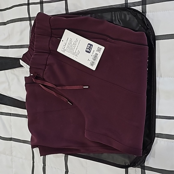 * NWT LULULEMON On the Right Track Pant Sz4 Dark Adobe/Black Size 4 - Picture 3 of 9